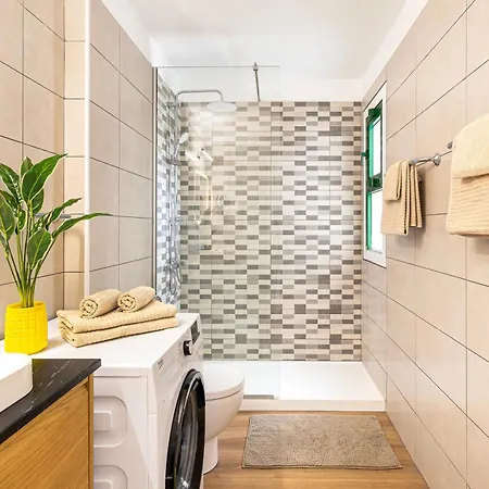 Casa Valentina - Canaima - Con Aire Acondicionado *